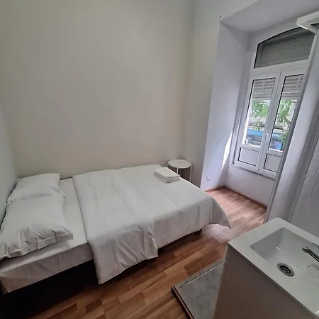 Hostel Residencial Ideal Lizbona