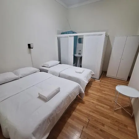 Residencial Ideal Hostel *